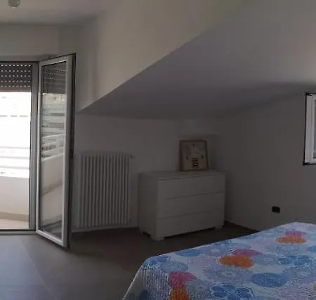 Di Pregio Fronte Mare A Apartment